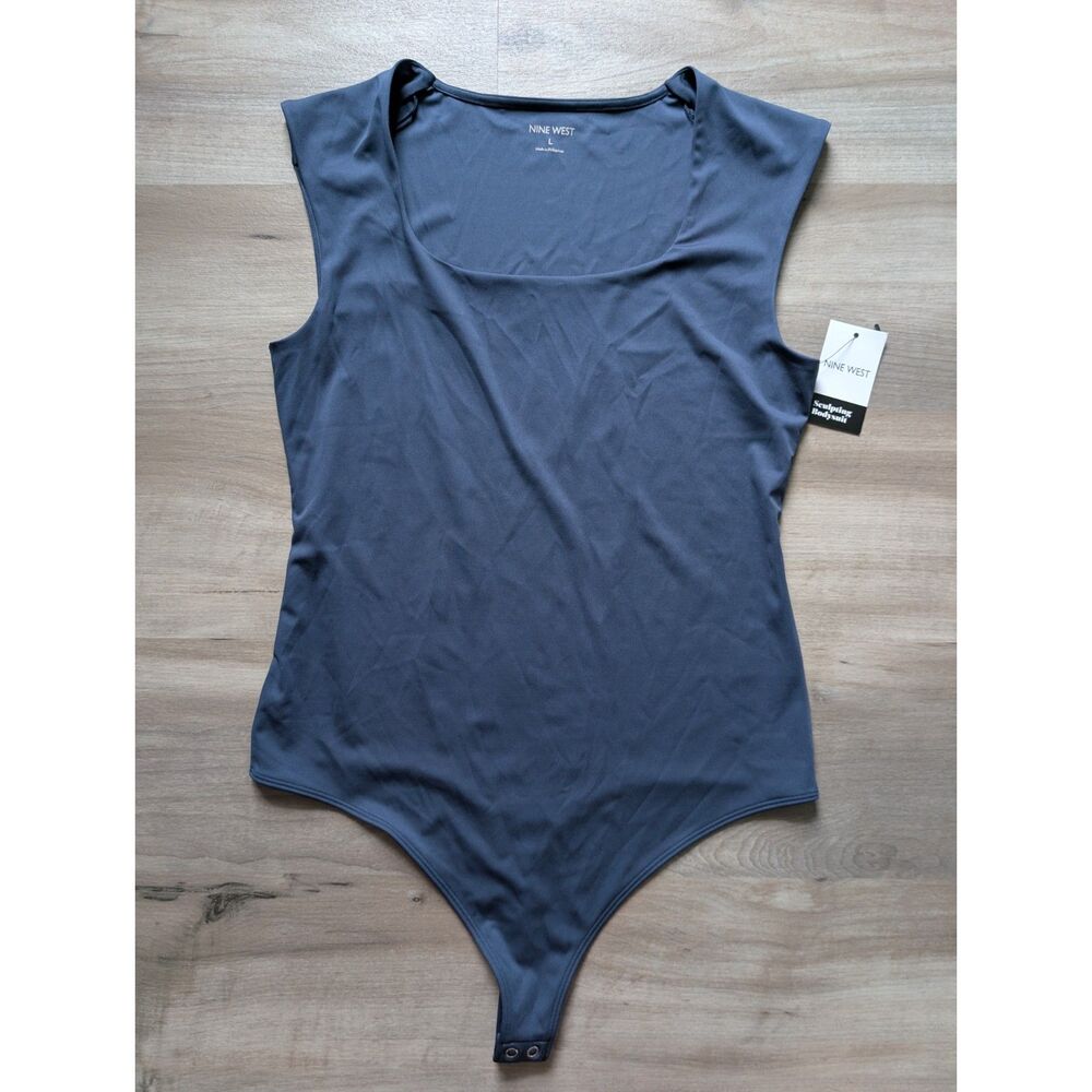 NWT Nine West Blue Scoop Neck Sleeveless Bodysuit, Large (C2)